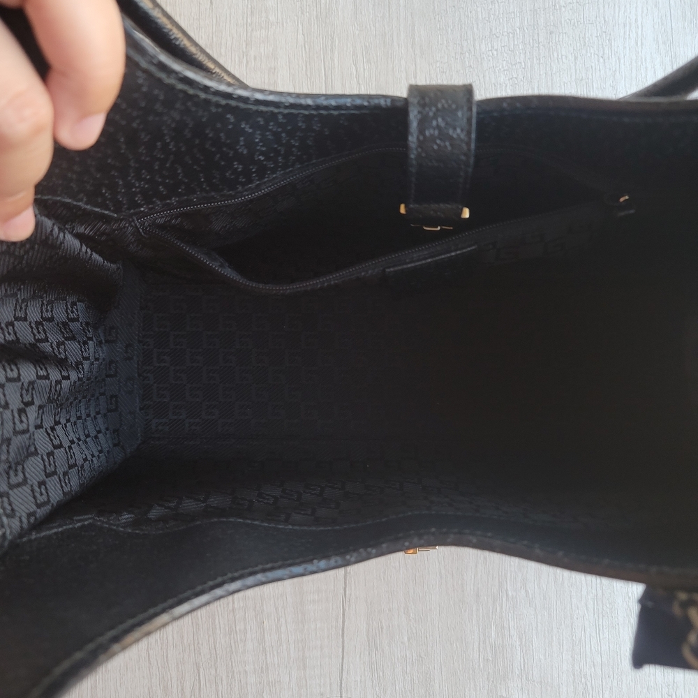 Gucci Jackie Bardot Shoulder Bag - Picture 8 of 11